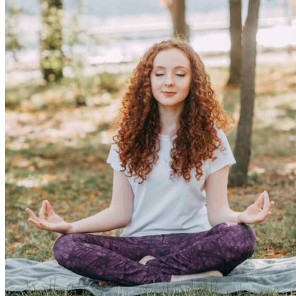 Os exercícios espirituais nos ajudam a encontrar o equilíbrio e a conexão espiritual-Espiritualidade-transformacao-caminho-da-cura-meditacao.natureza.jpg
