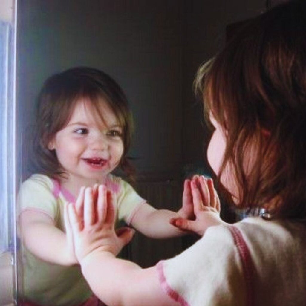 Ambiente-ensina-quem-ela-deve-ser-para-ser-amada-transformação-mudança-cura-coração-fé-oração