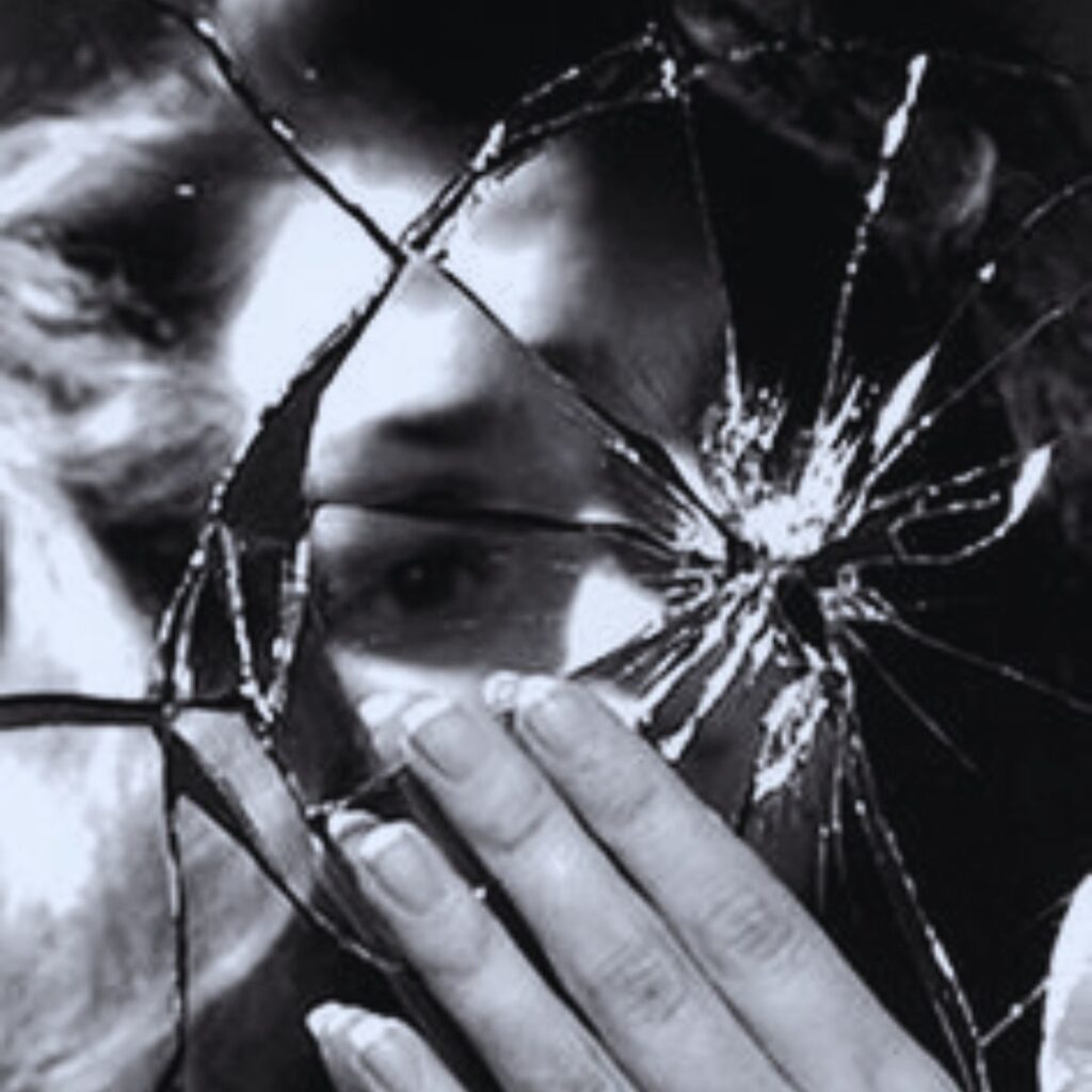 Dores-emocionais-fragmentam-identidade-original-transformação-mudança-cura-criança-interior-fé-oração-coração