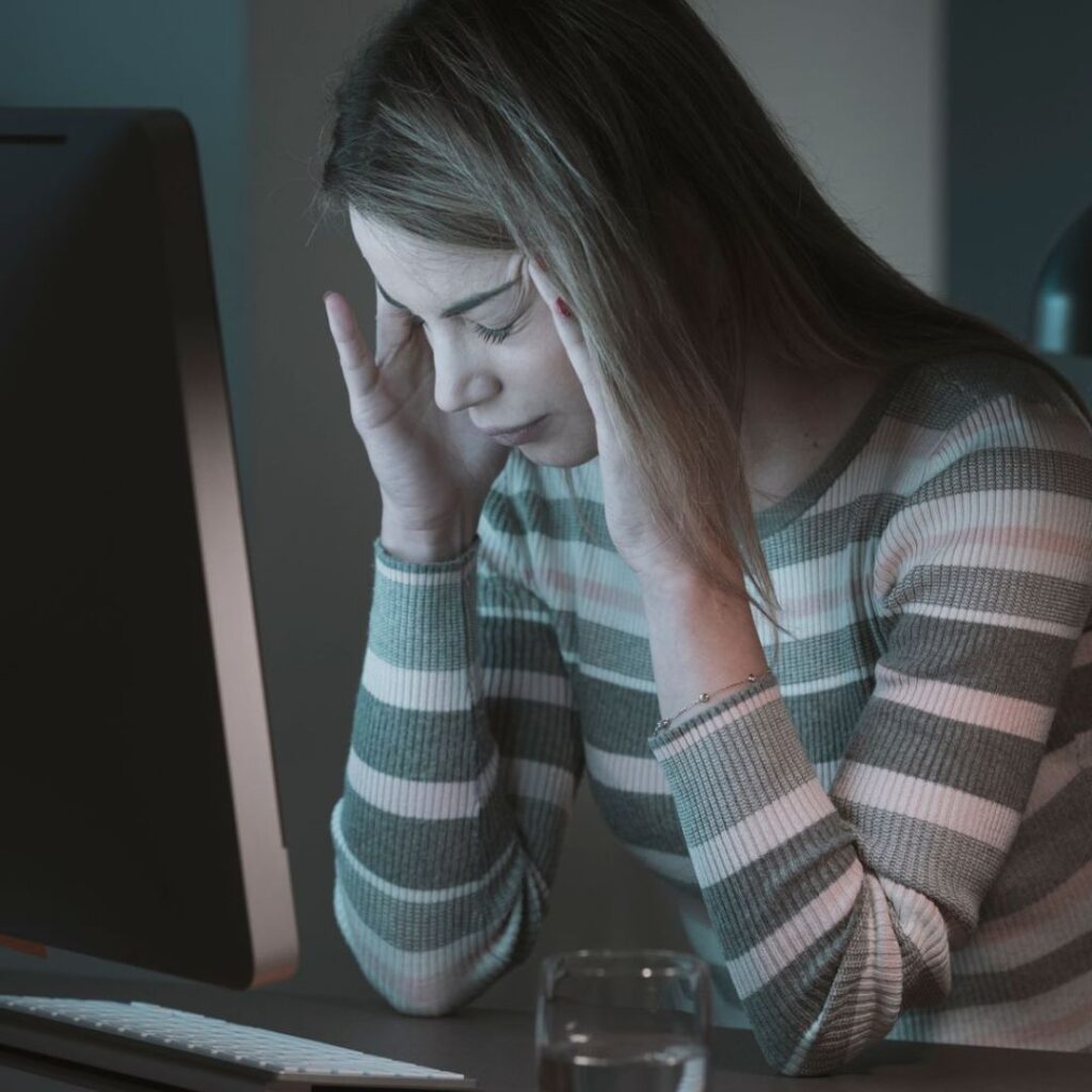 Sofrimentos-emocionais-não-curados-manifestam-fisicamente-transformação-mudança-cura-criança-interior-fé oração-coração