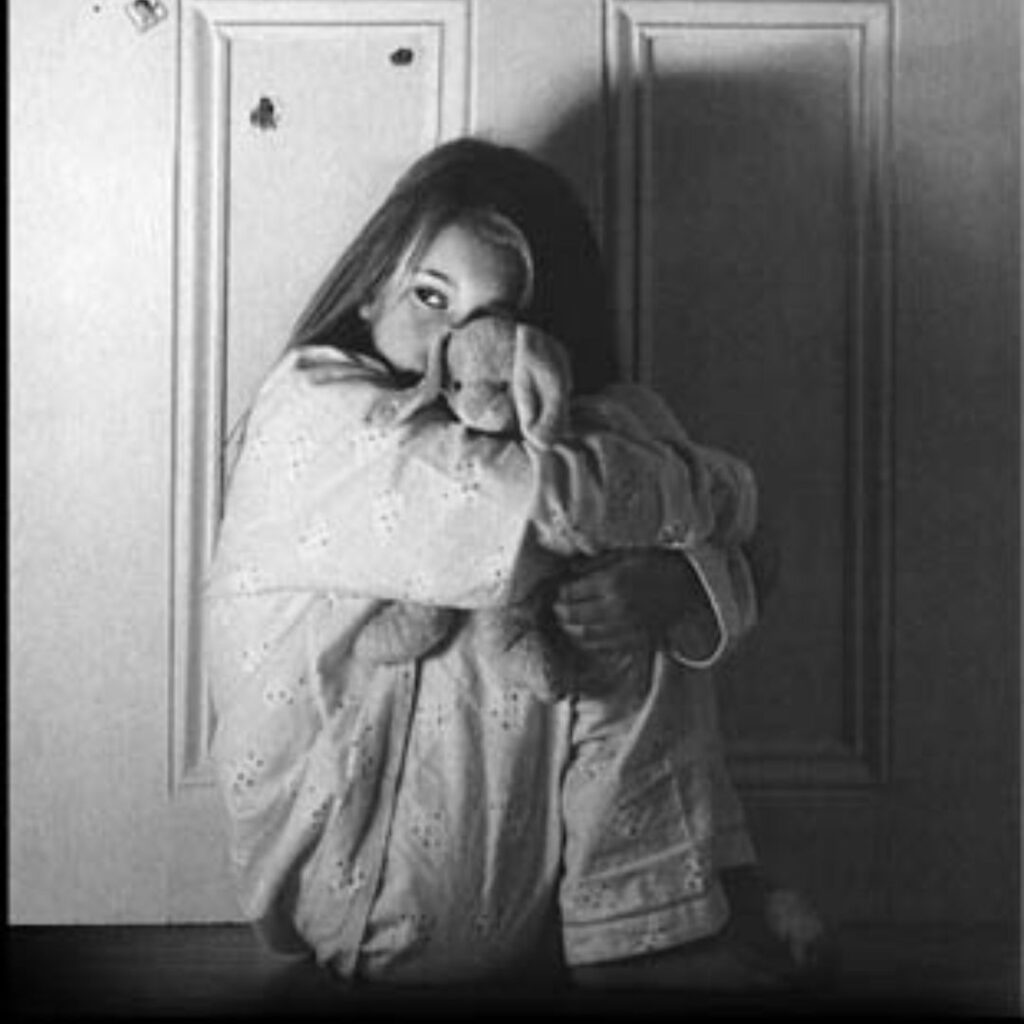 Traumas-passado-influenciam-presente-transformação-cura-criança-interior-transformação-mudança-coração-fé-oração