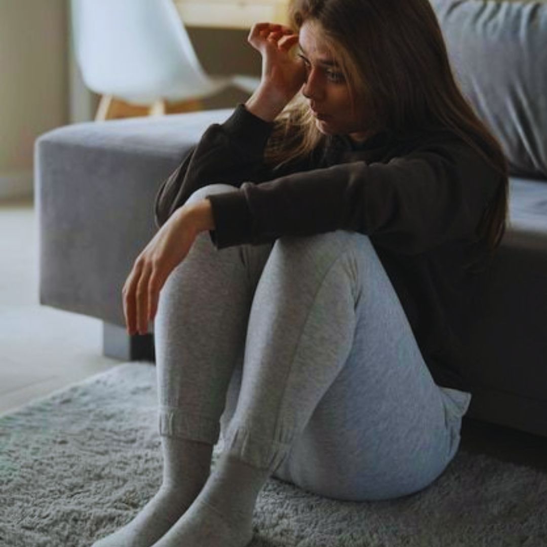 A origem das nossas dores: entenda por que reagimos mais às emoções do que aos fatos