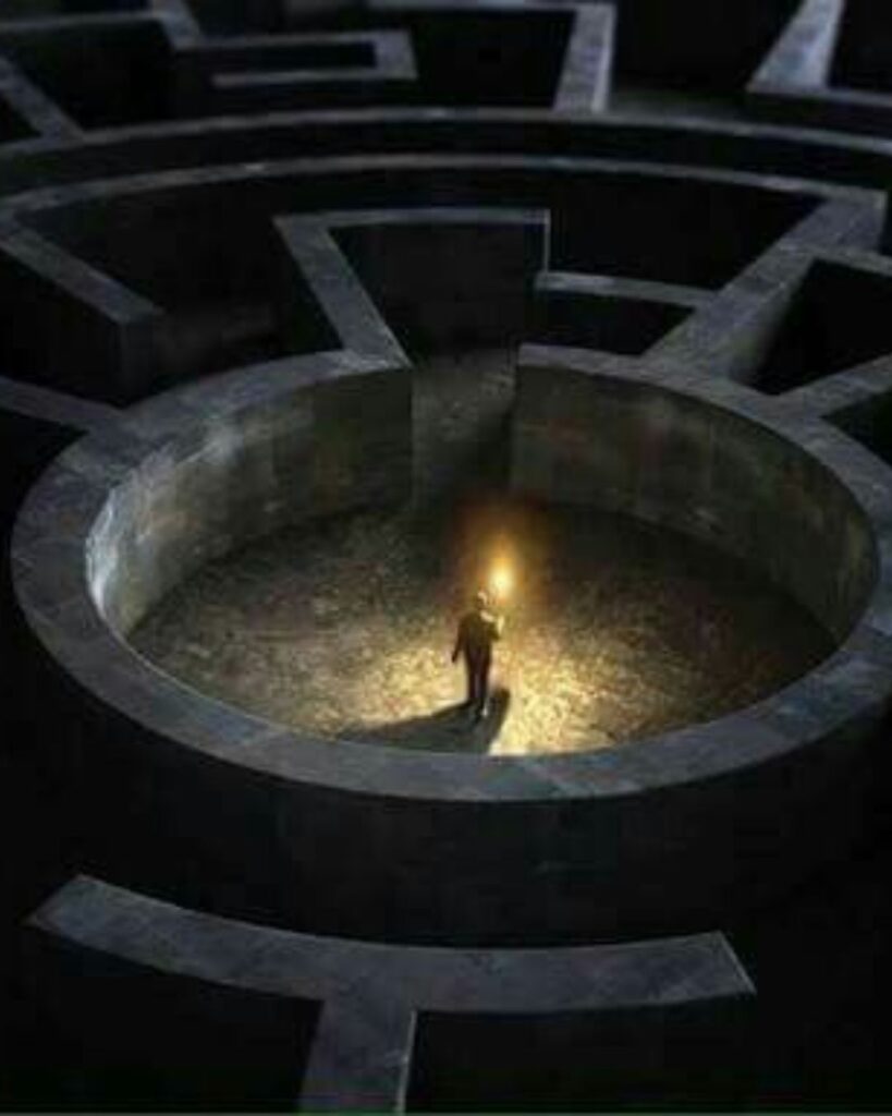 Somos-como-máquinas-programadas-para-reagir-conforme-aprendemos-transformação-cura-criança-interior-mudança-acolhida-aceitação-perdão-autocompaixão-ressignificação-mudança-coração-fé-oração