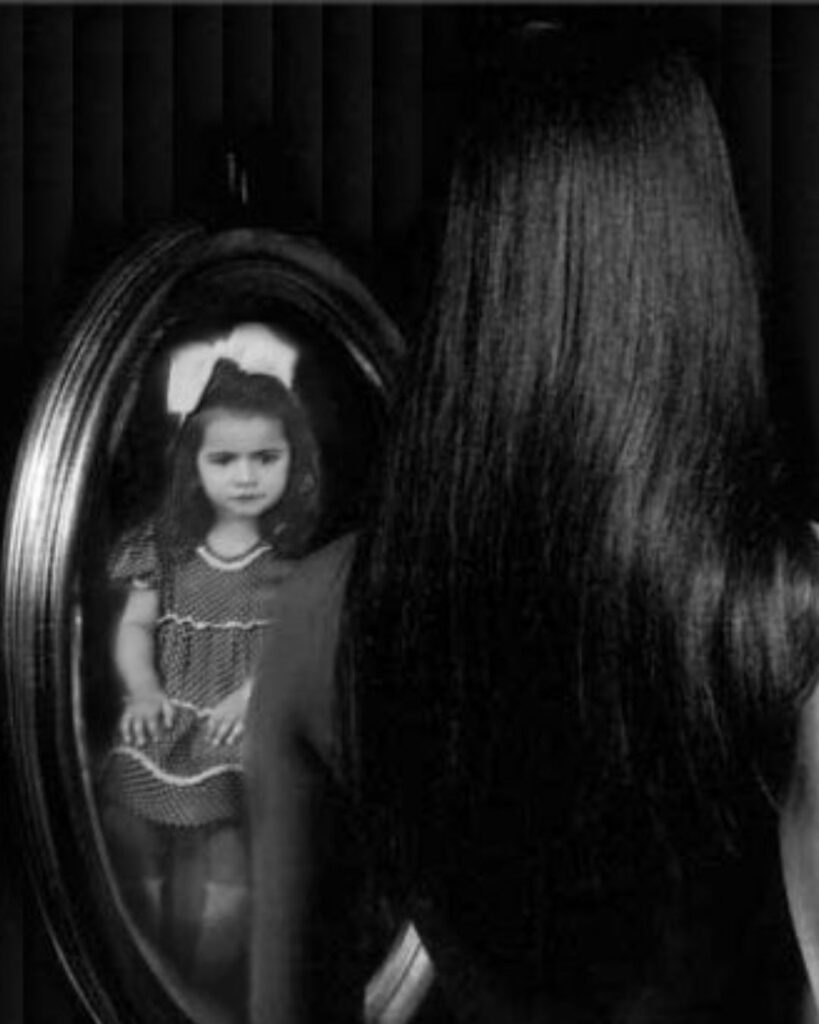 Transformar-ressignificar-olhar-transformação-cura-criança-interior-mudança-acolhida-aceitação-perdão-autocompaixão-ressignificação-mudança-coração-fé-oração