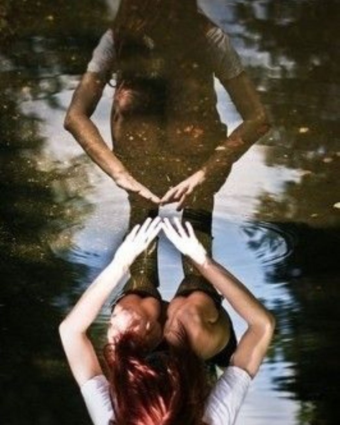 O Espelho Invisível da Vida: Como o Mundo Reflete o Que Somos por Dentro