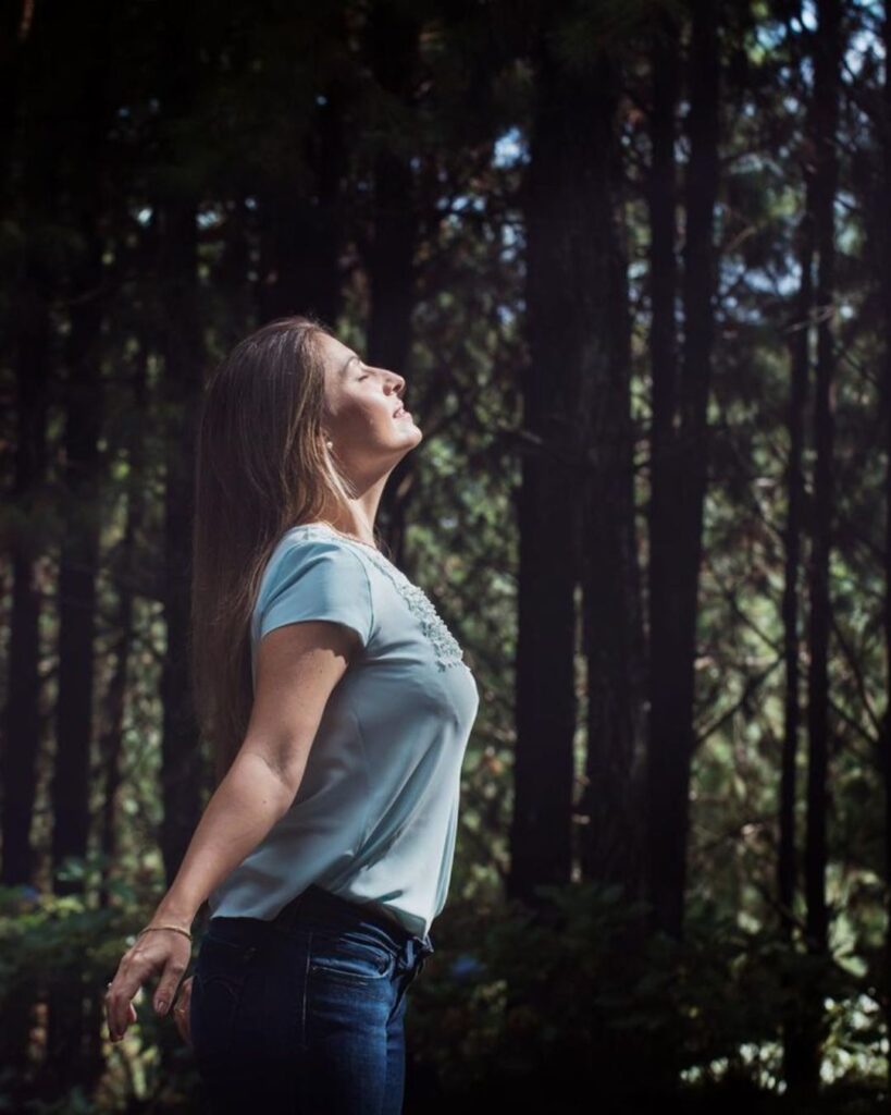 Mundo-espelho-sua-consciência-transformação-cura-criança-interior-mudança-acolhida-aceitação-perdão-autocompaixão-ressignficação-mudança-coração-fé-oração